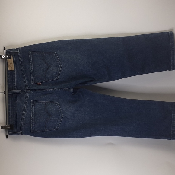 Levi's Blue Jean Capris Size 4/27 - Picture 2 of 16